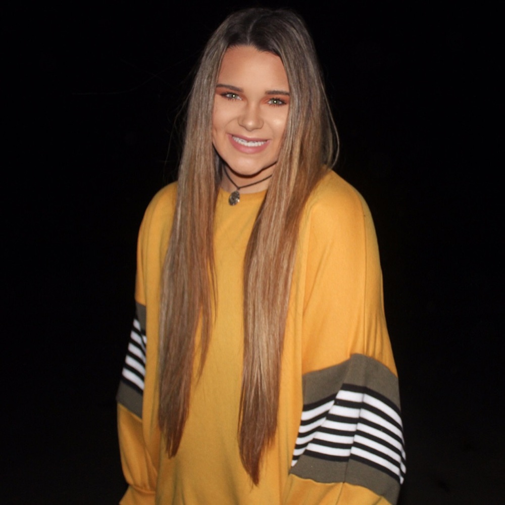 Bell-Sleeved Sweatshirt